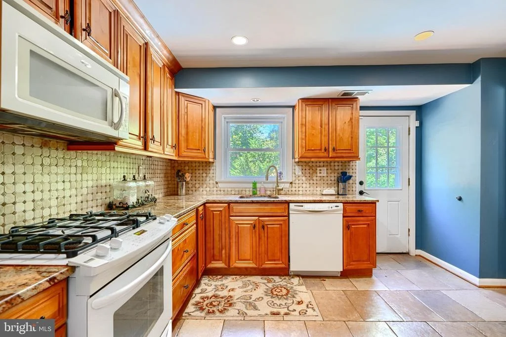 Photo of 10708 WOODSDALE DRIVE