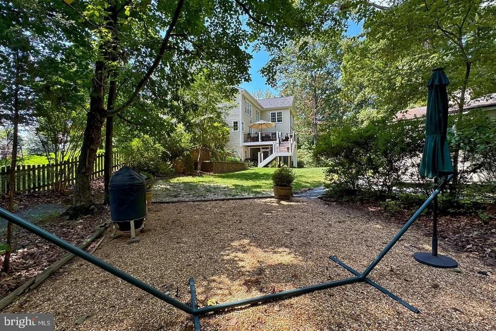 Photo of 5749 YEWING WAY
