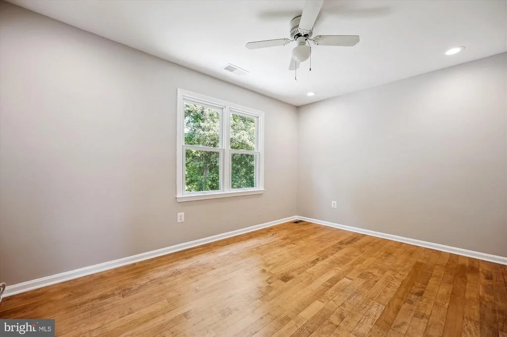 Photo of 15221 MIDDLEGATE ROAD