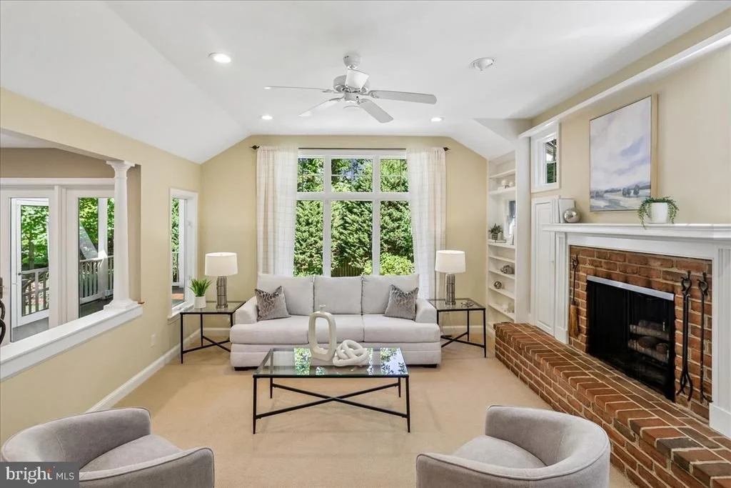 Photo of 3202 PICKWICK LANE