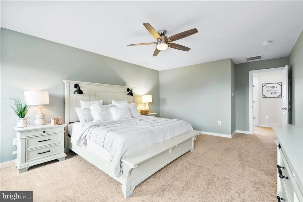 Photo of 1010 SAXTON DRIVE