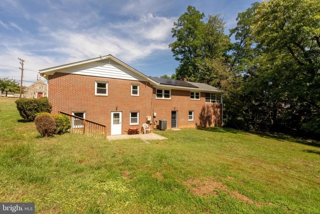 Photo of 9117 FREDERICK ROAD