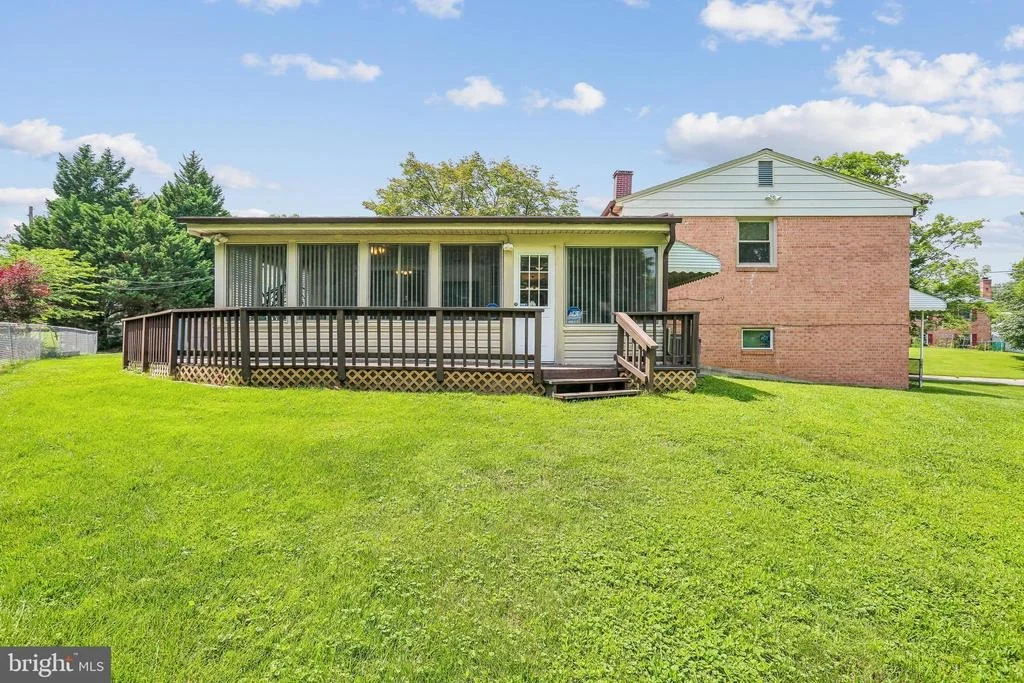 Photo of 2 FOXHALL COURT