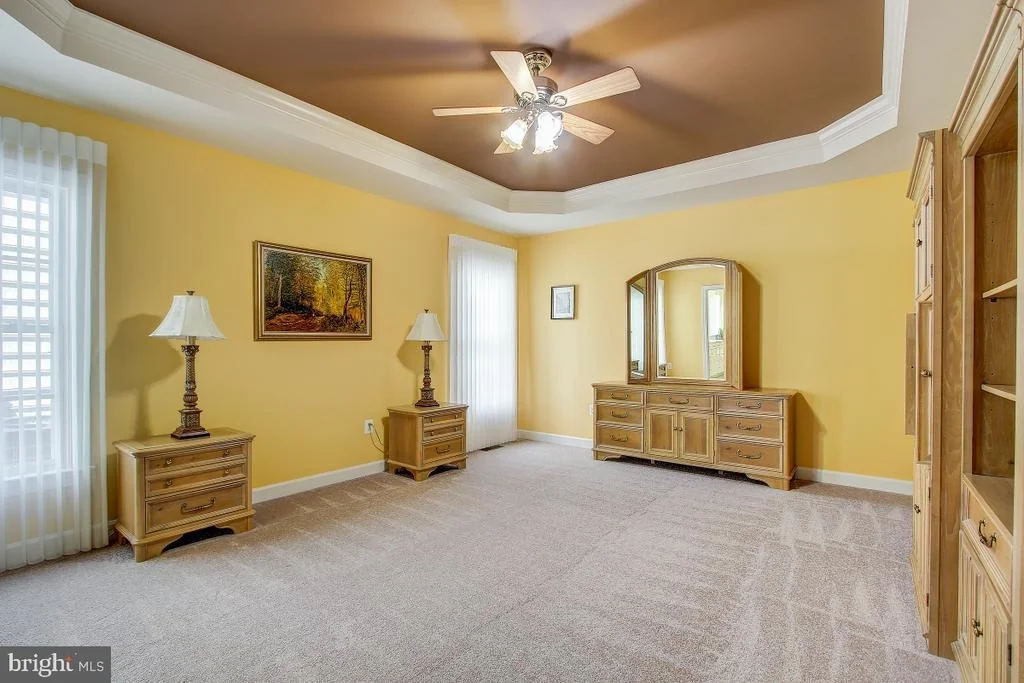 Photo of 6 GLEN EAGLES COURT