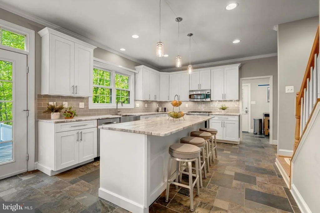 Photo of 40845 FOREST GLEN DRIVE