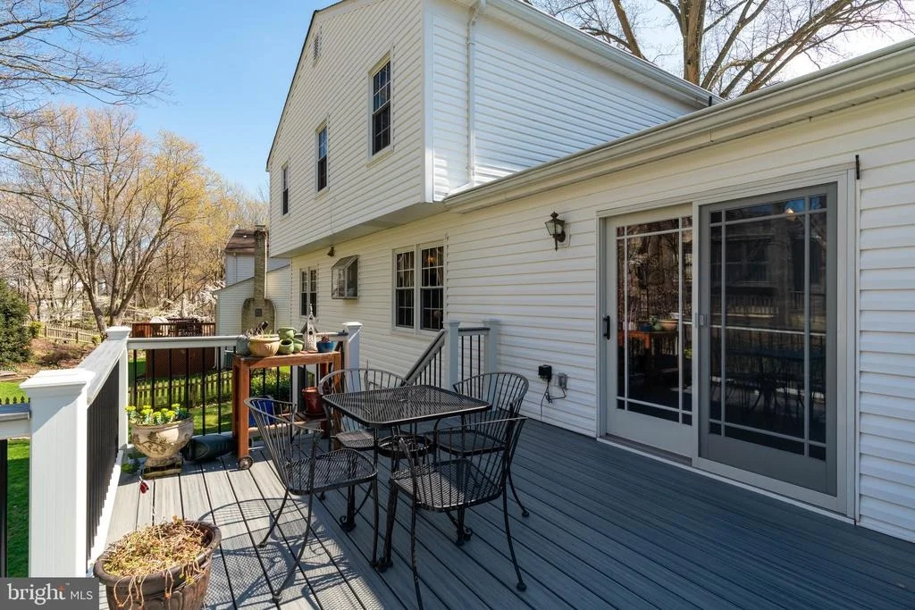 Photo of 7203 MING TREE COURT