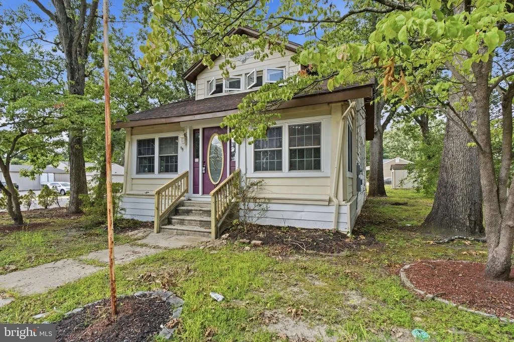 Photo of 620 ERIAL ROAD