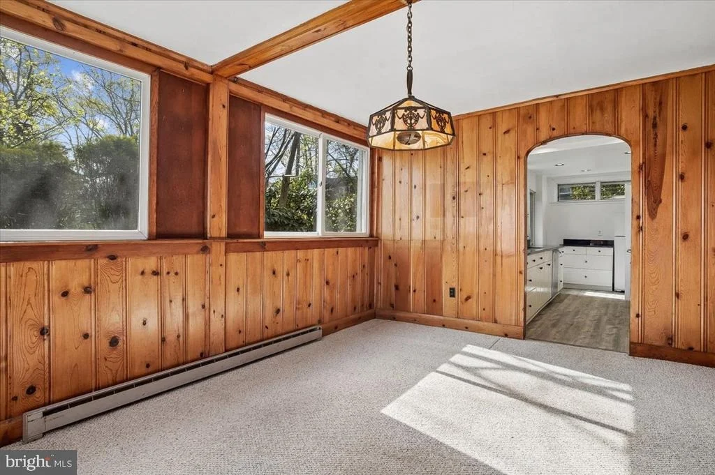 Photo of 322 CLOPSTON HILL