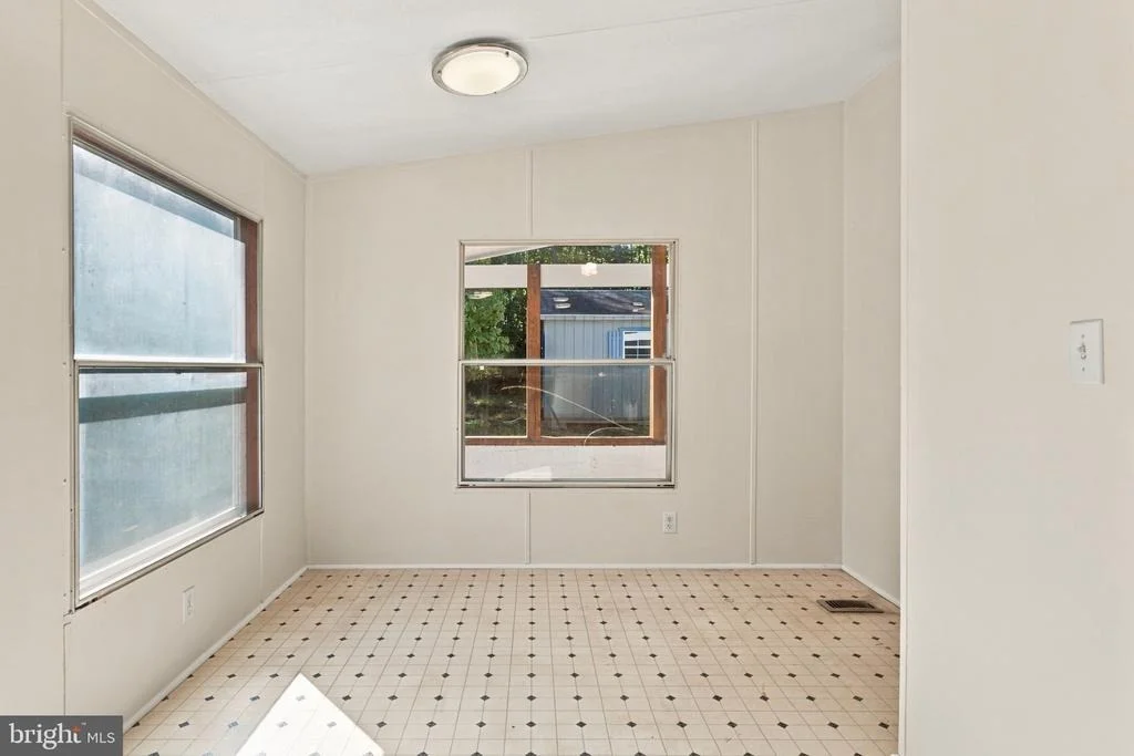 Photo of 584 MALLORYS FORD ROAD