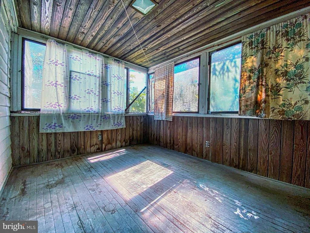Photo of 2806 WEISMAN ROAD