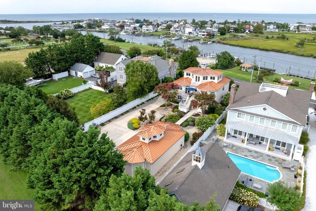 Photo of 632 PILOTTOWN ROAD
