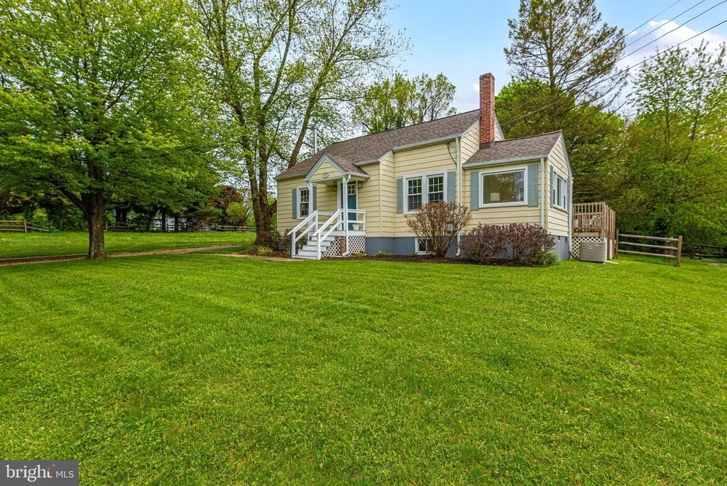 Photo of 9510 PLEASANT PLAINS ROAD