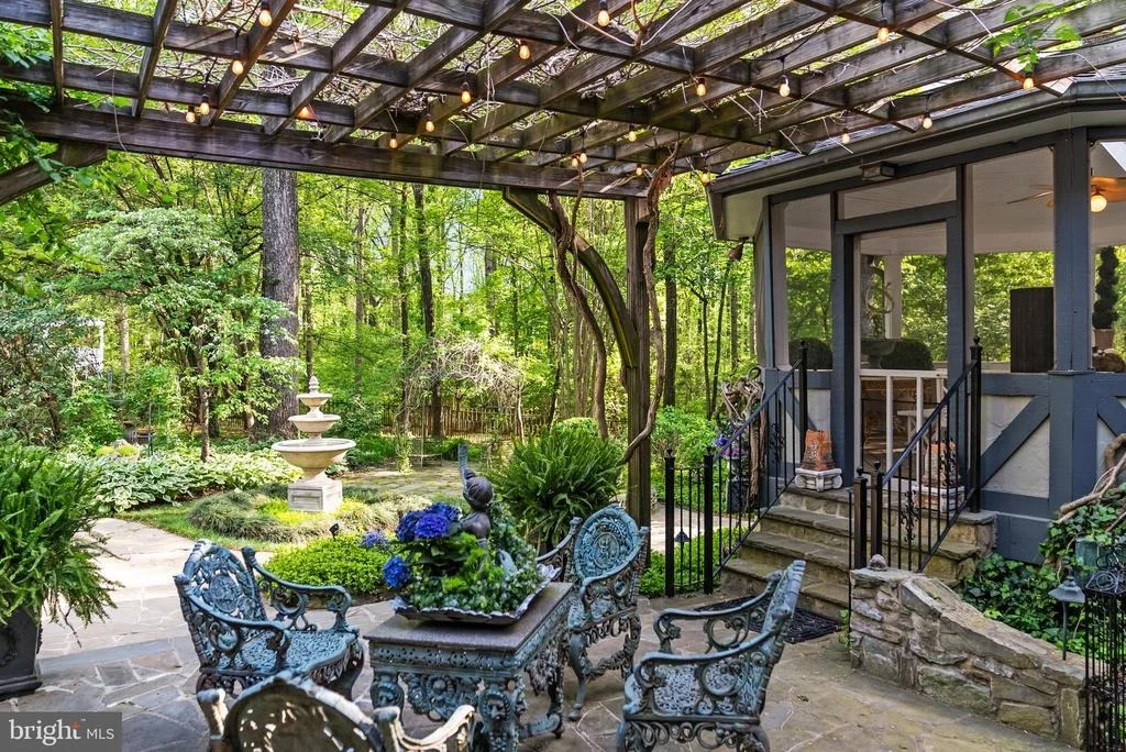 Photo of 10205 CEDAR POND DRIVE