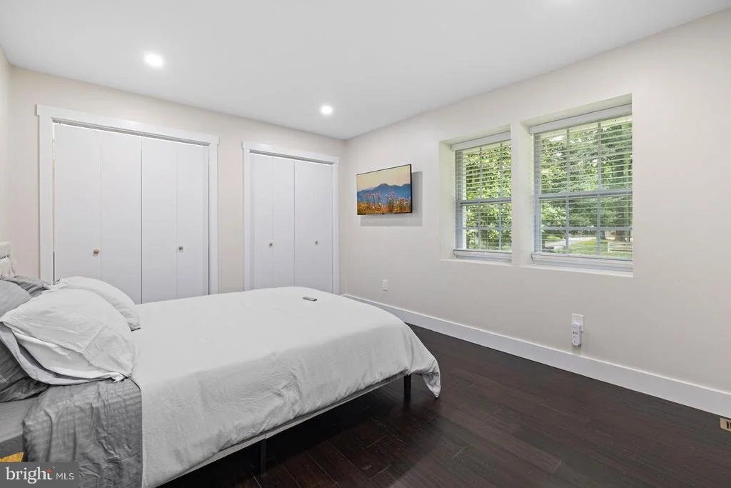 Photo of 4300 OAKTREE ROAD