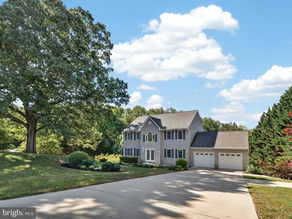 Photo of 9290 BAKER STREET