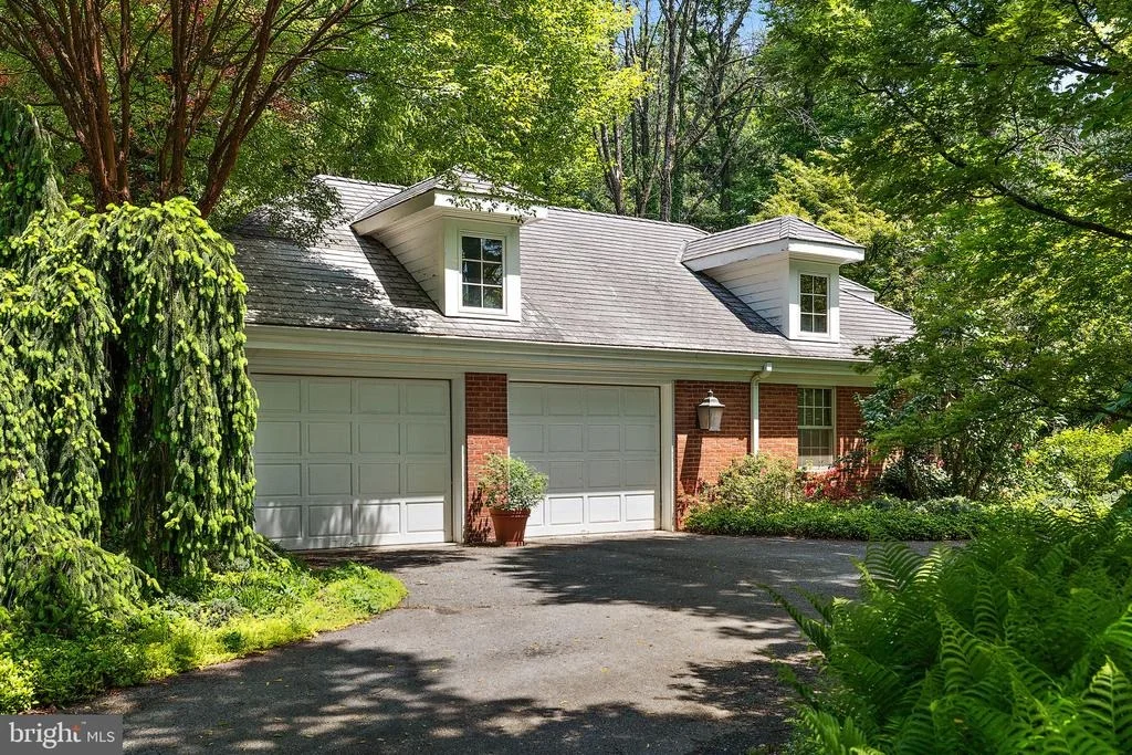 Photo of 2 FARRON DRIVE