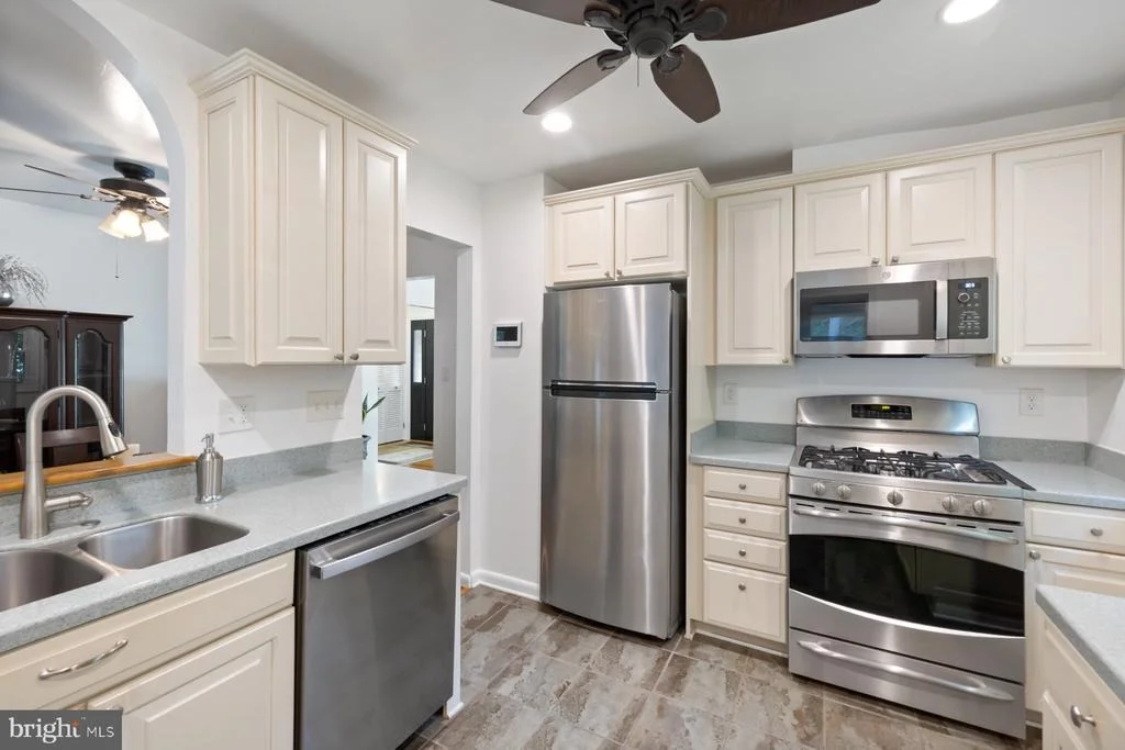 Photo of 1316 SARAH DRIVE