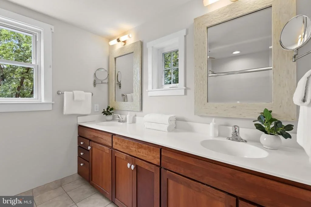 Photo of 923 ARRAN ROAD