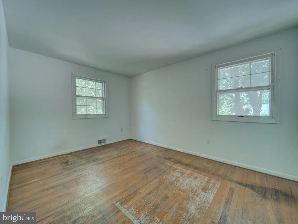 Photo of 12715 BARBARA ROAD