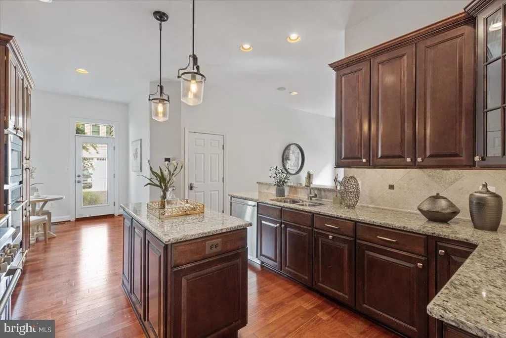 Photo of 5931 EMBRY SPRING LANE