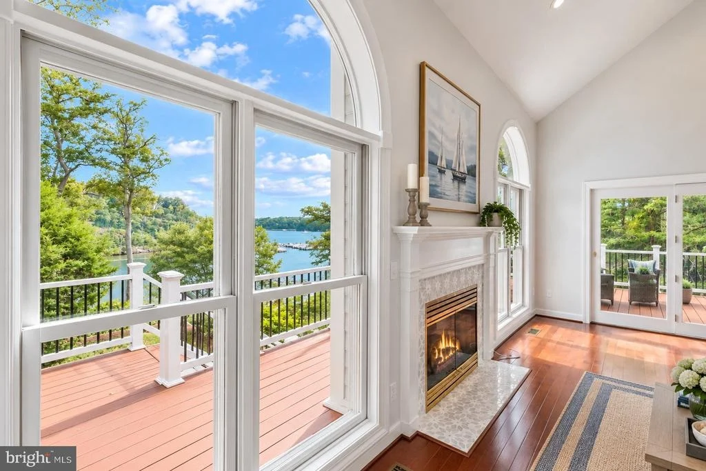 Photo of 575 LAUREL ROAD