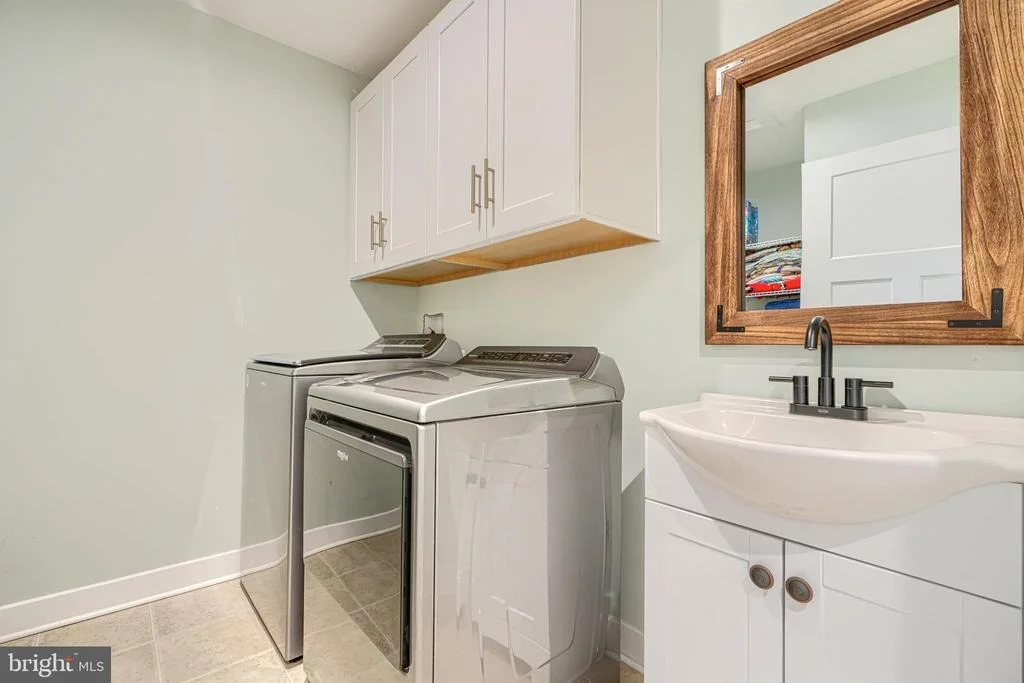 Photo of 2553 HANOVER PIKE