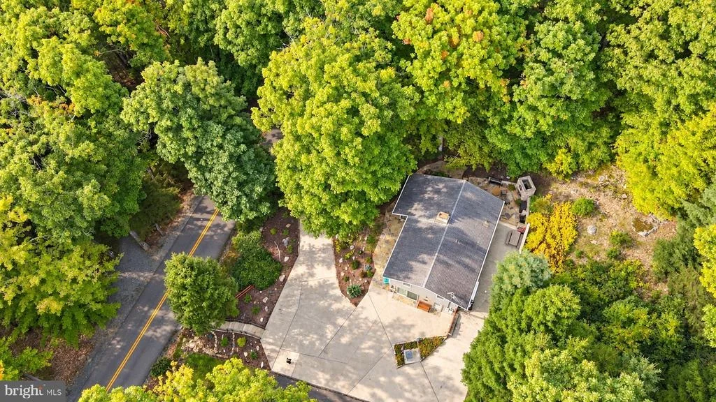 Photo of 2570 STATE PARK ROAD