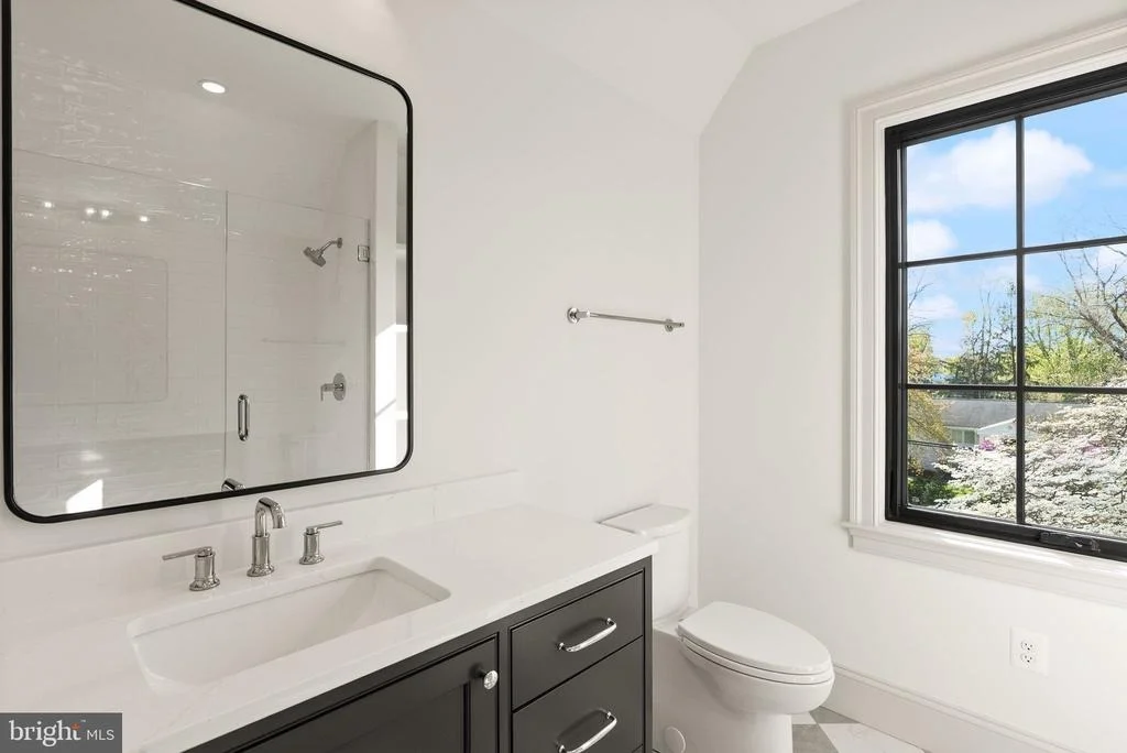 Photo of 1223 SOMERSET DRIVE