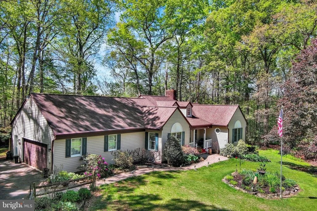 Photo of 3213 GREEN ROAD