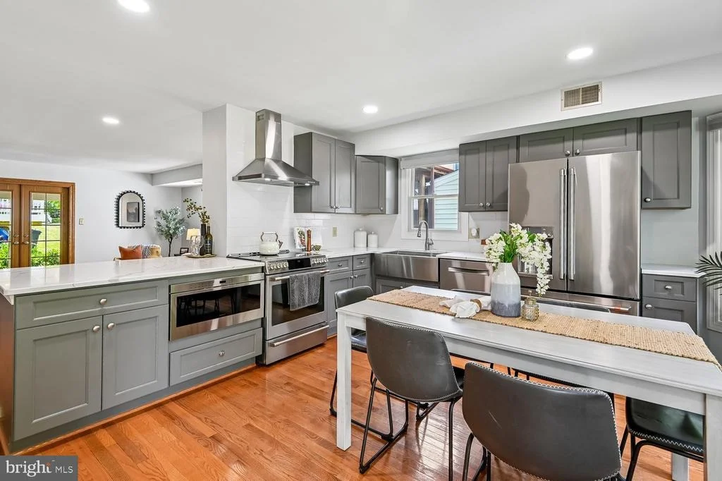 Photo of 7236 RIDING HOOD CIRCLE SE