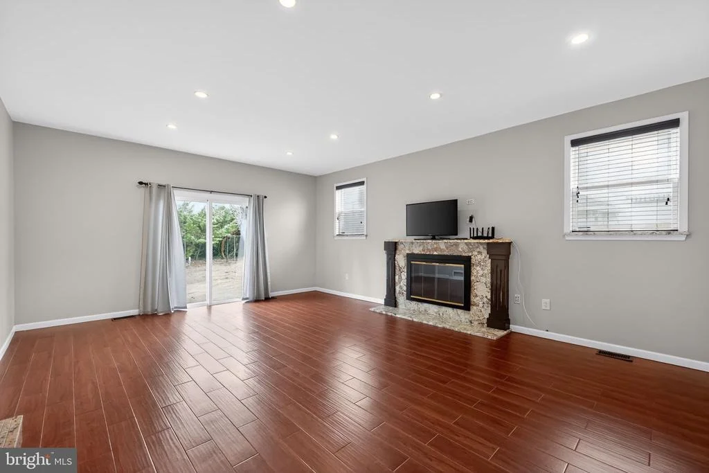 Photo of 1200 CARDINAL LANE