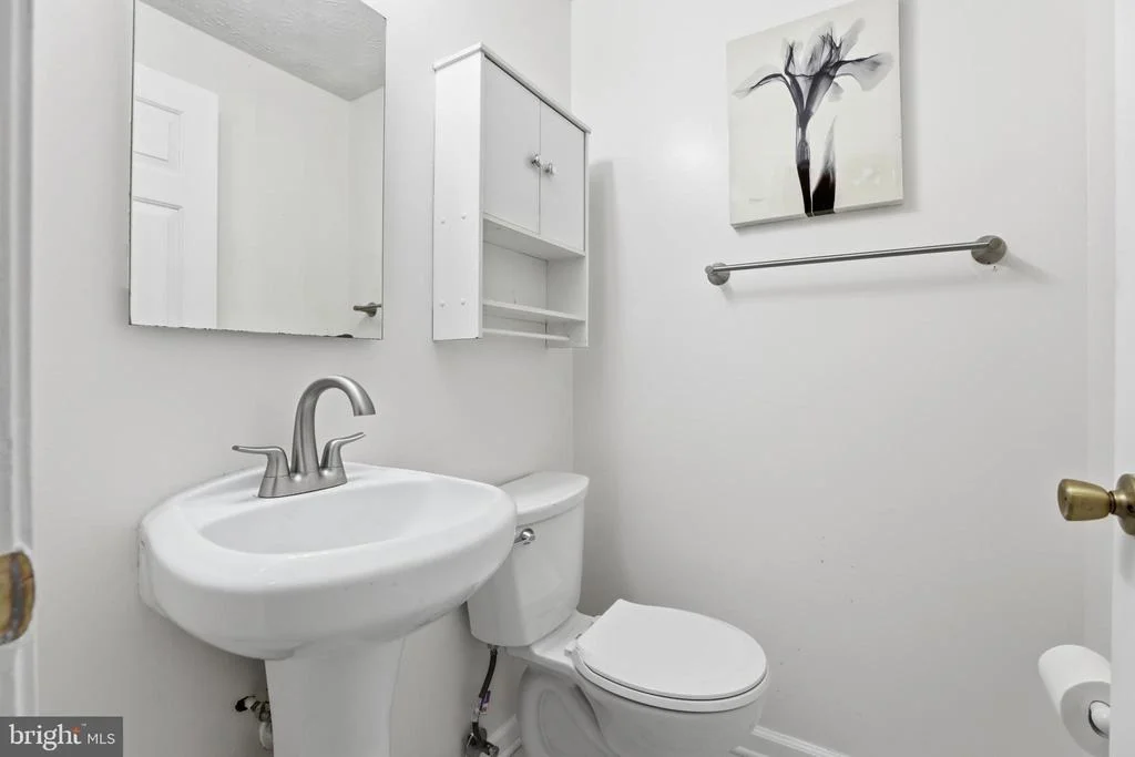 Photo of 1261 CAVENDISH DRIVE