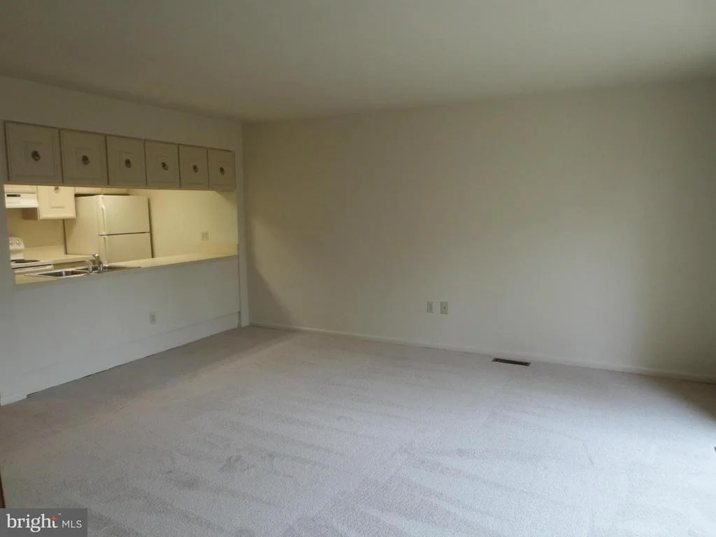 Photo of Unit 81A at 3630 GLENEAGLES DRIVE