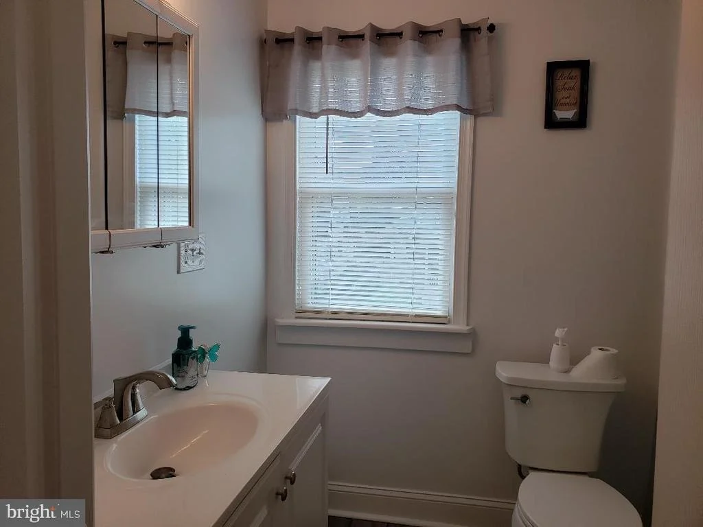 Photo of 205 WILBUR AVENUE