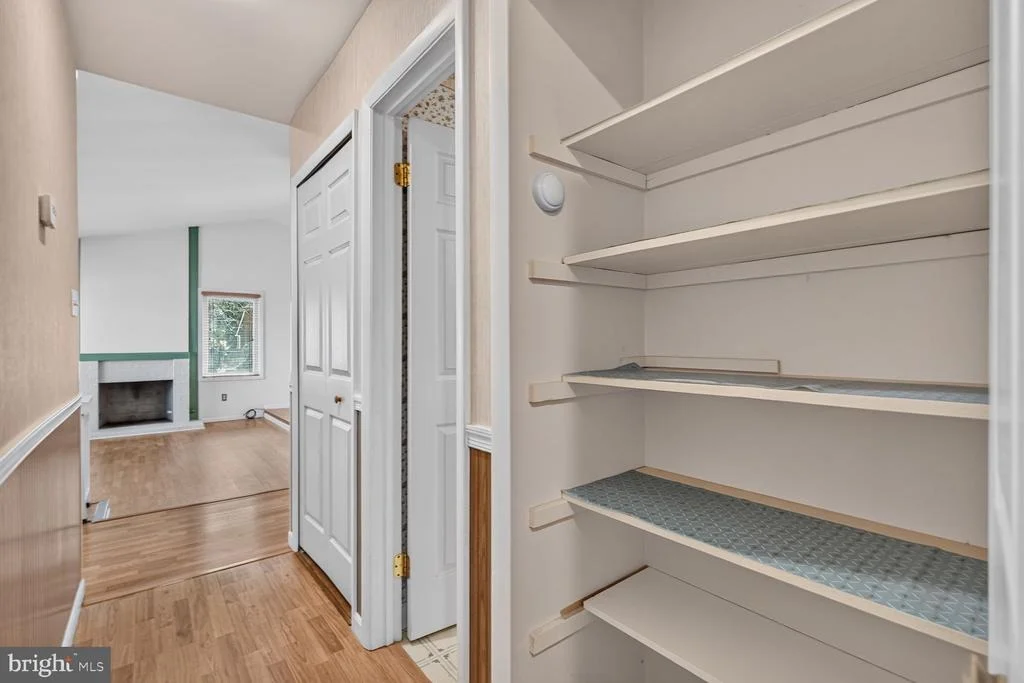 Photo of 323 AVONDALE DRIVE
