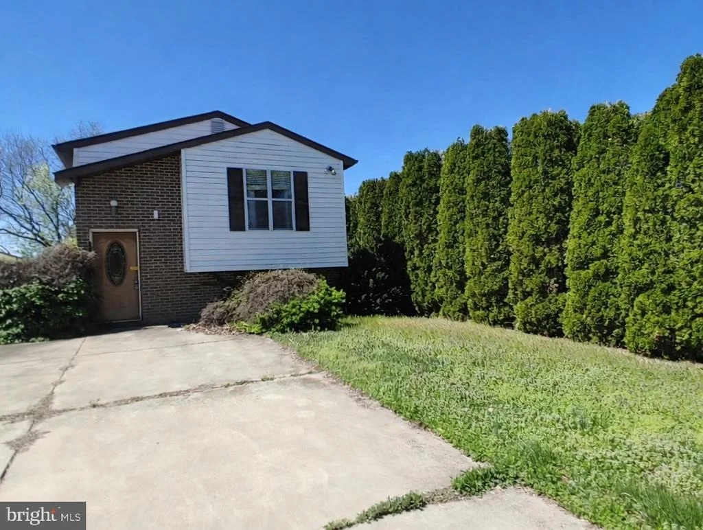 Photo of 204 GRANADA ROAD