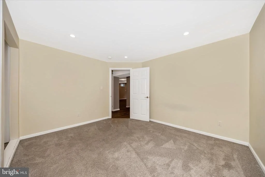 Photo of 2478 5 SHILLINGS ROAD