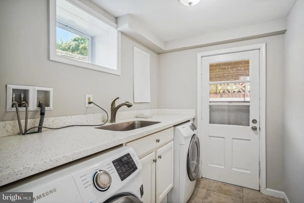 Photo of 3944 WENDY LANE
