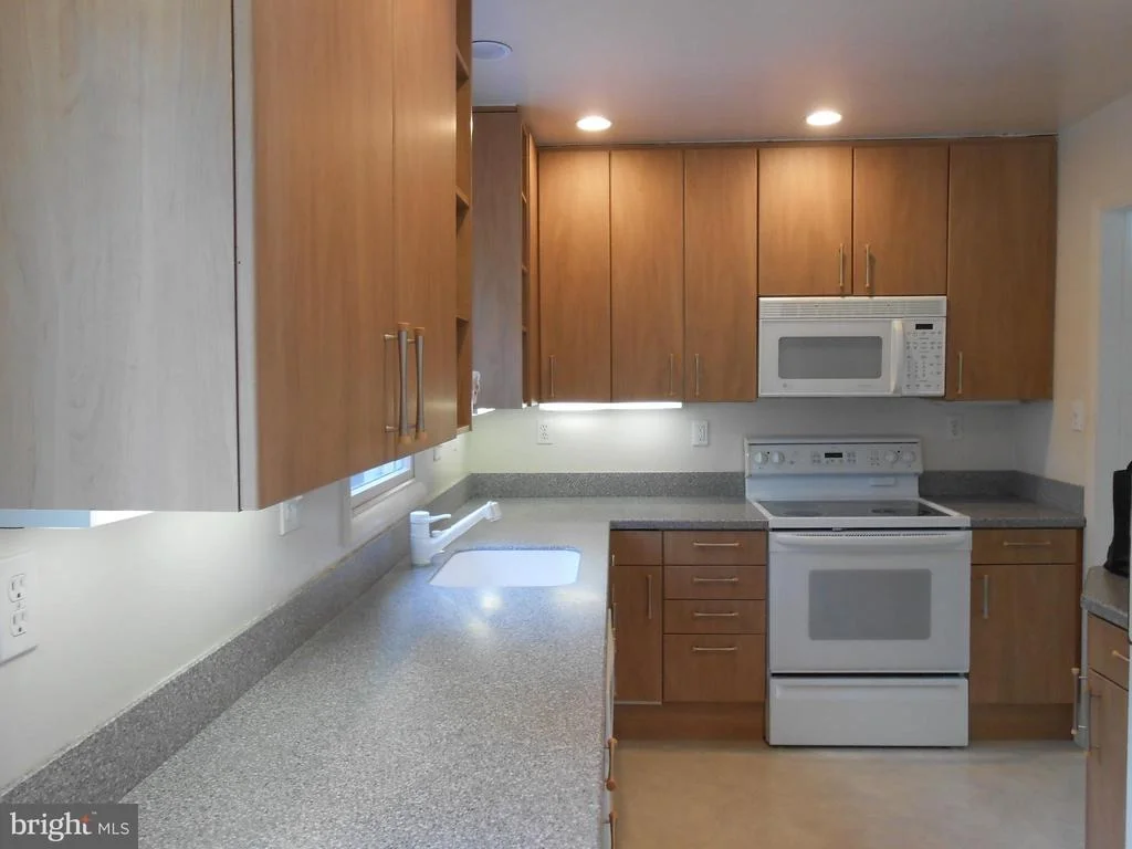 Photo of 3526 OLYMPIC STREET