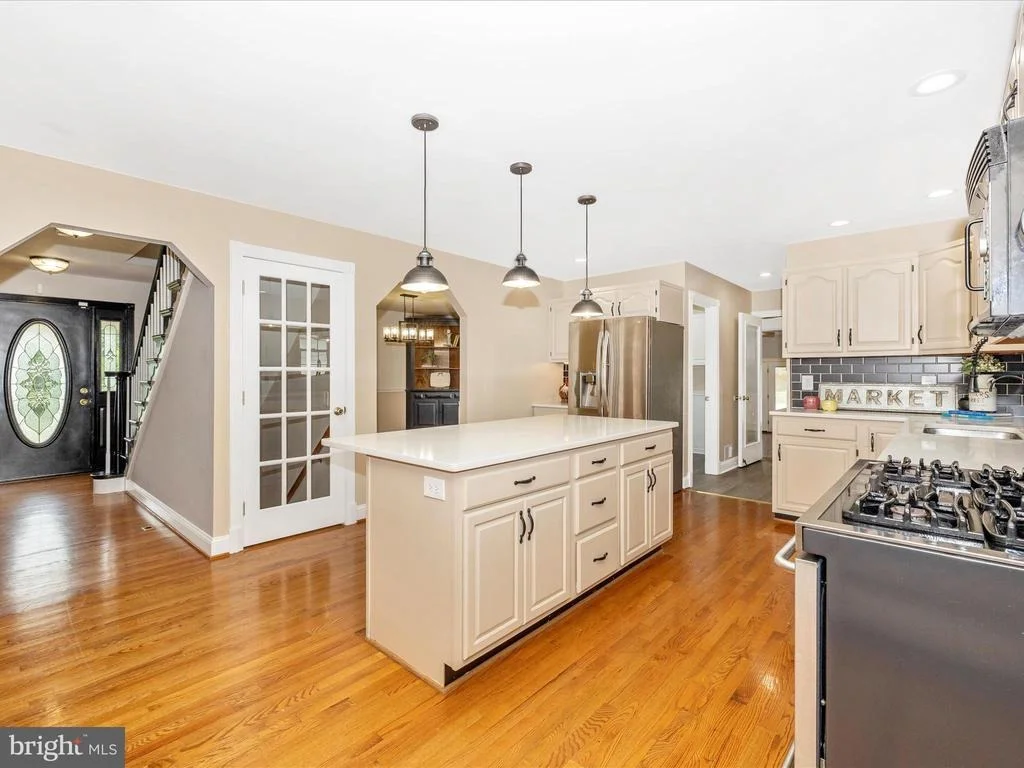 Photo of 6047 QUINN ROAD