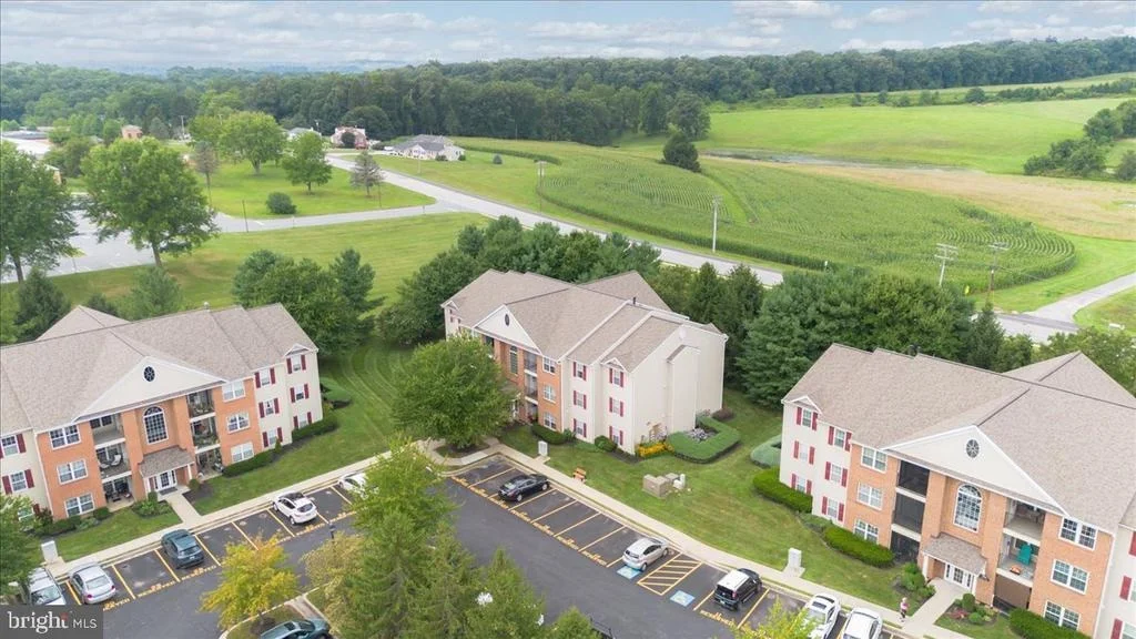 Photo of Unit 3C at 3810 NORMANDY DRIVE