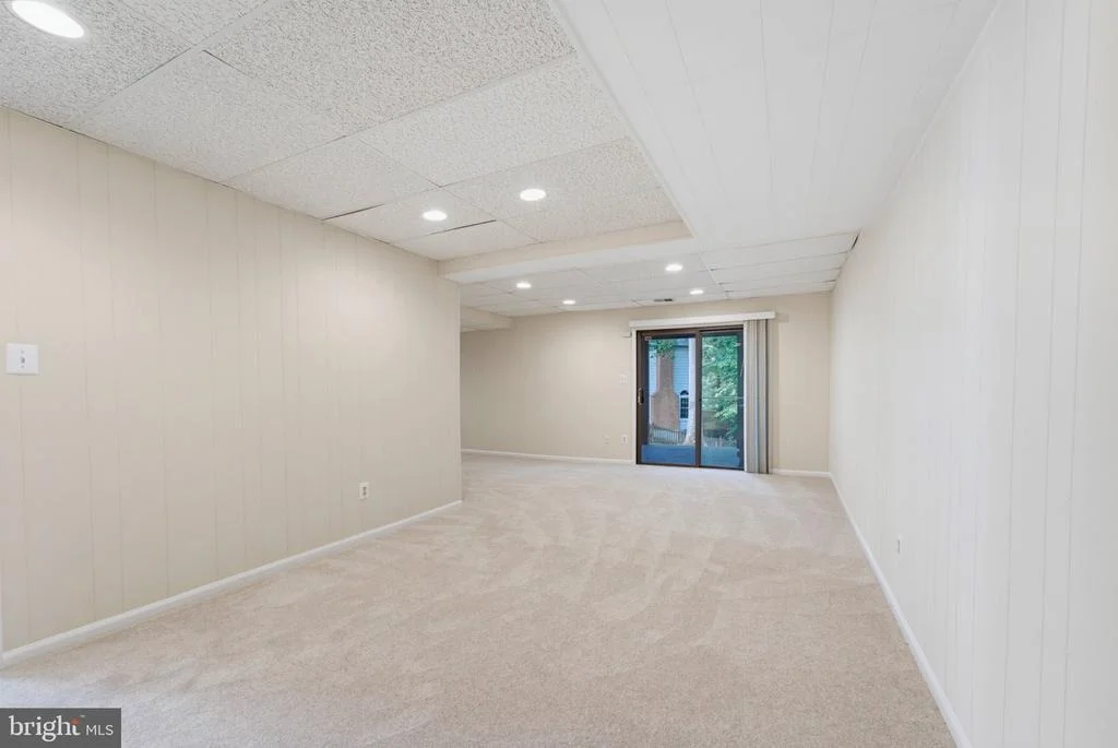 Photo of 7827 BELLEFLOWER DRIVE
