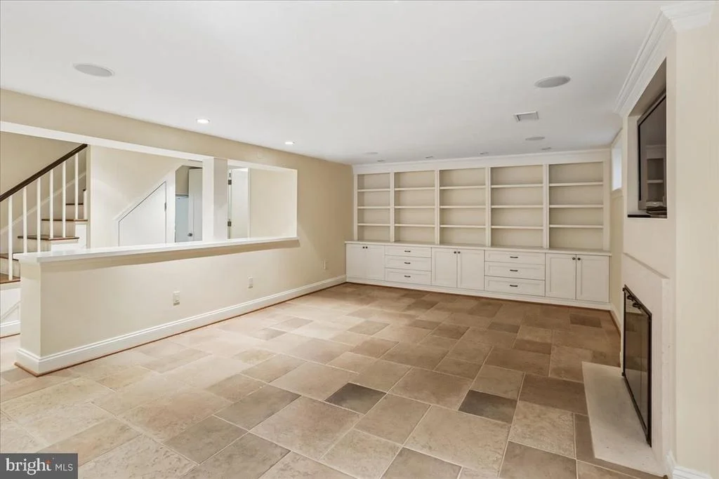 Photo of 3202 PICKWICK LANE