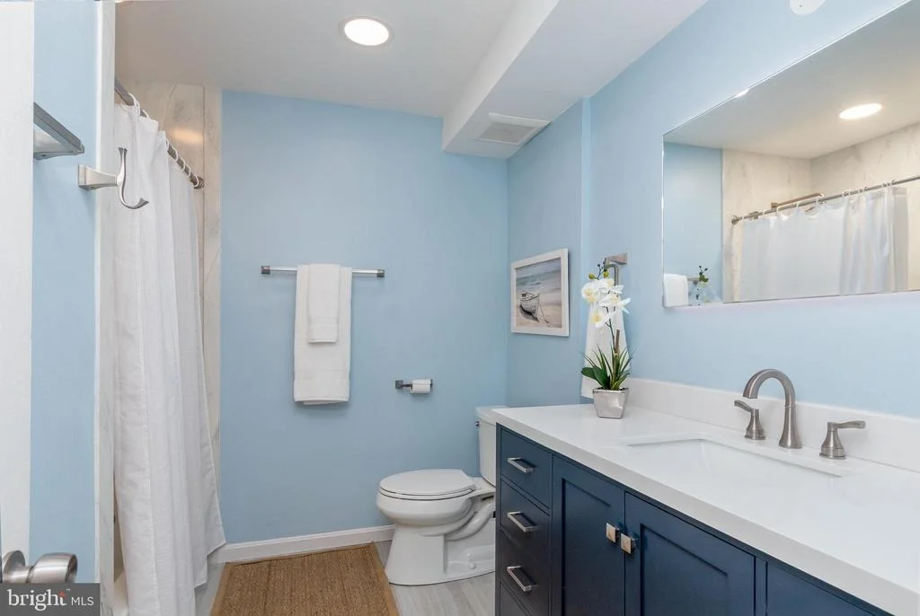 Photo of 2033 SHORE DRIVE