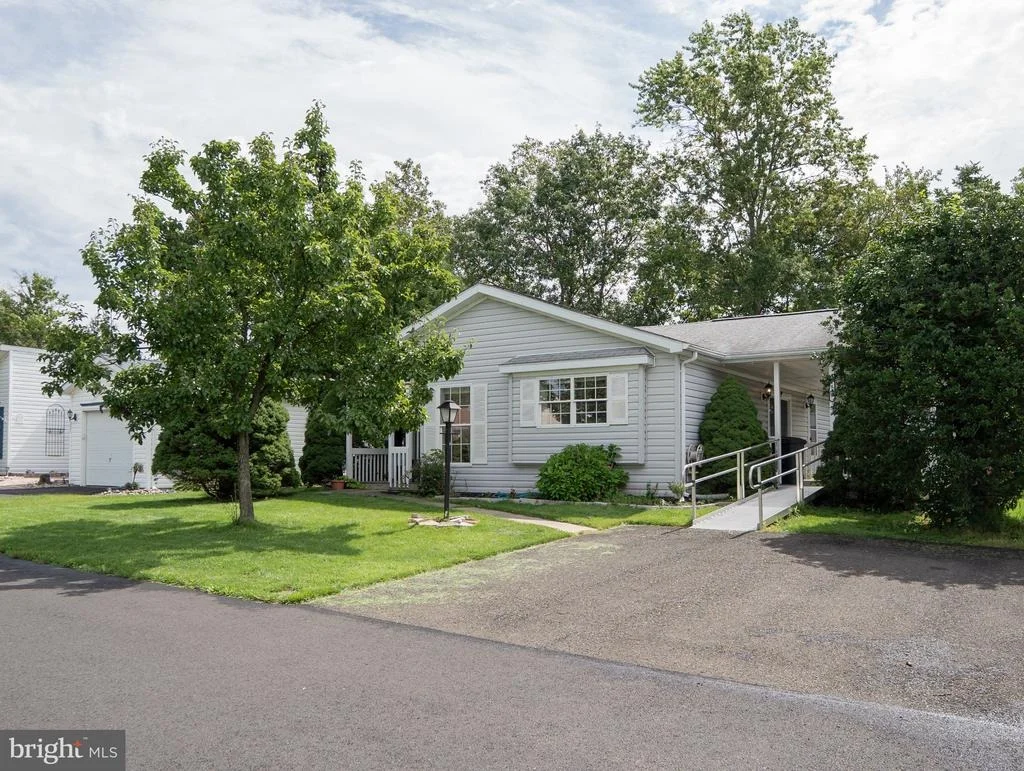 Photo of 232 THRUSH CIRCLE