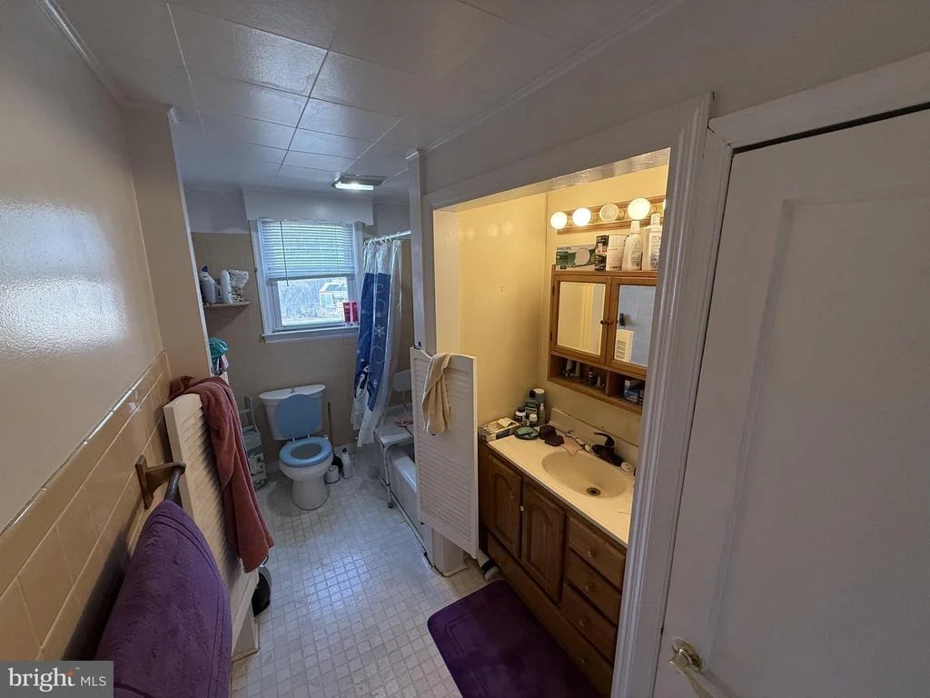 Photo of 1024 CHERRYTOWN ROAD
