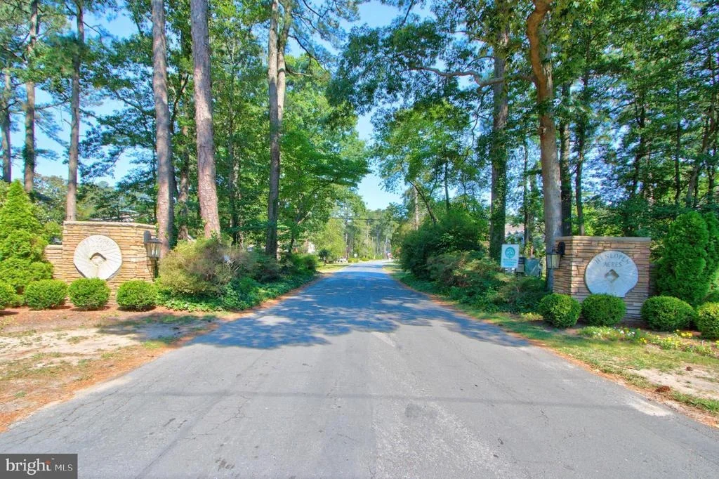 Photo of 1 TIDEWATERS ROAD