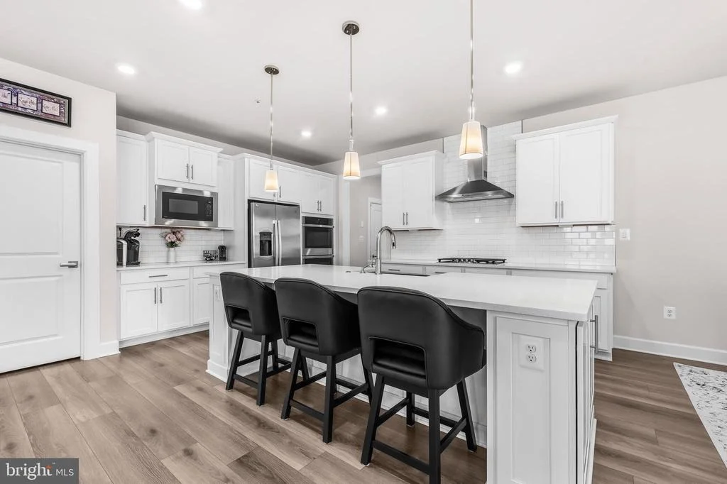 Photo of 15503 TWIN RIVER CIR