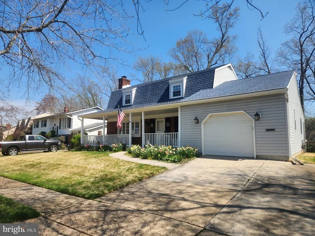 Photo of 215 GARNETT ROAD