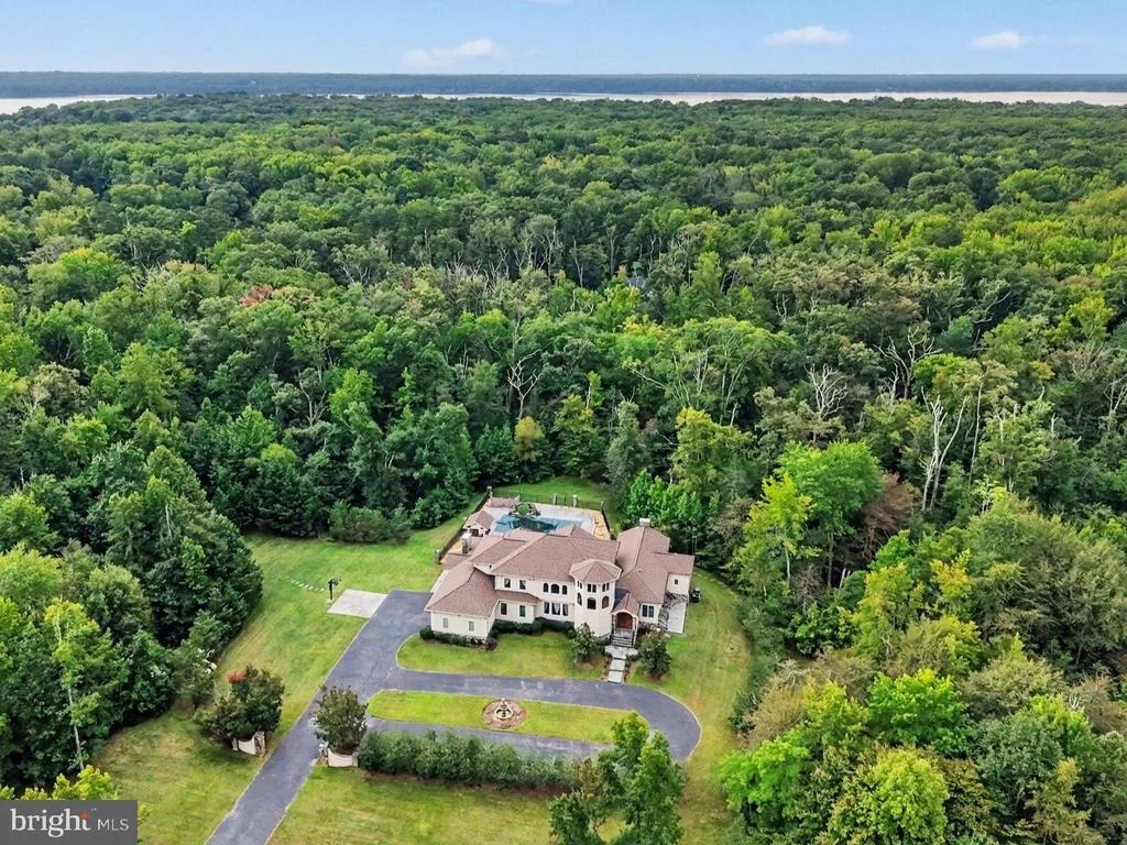 Photo of 5985 SAINT CATHERINES LANE
